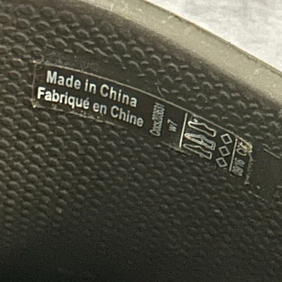 CROCS Brown Tan Clogs with Leather Strap - Picture 4 of 10